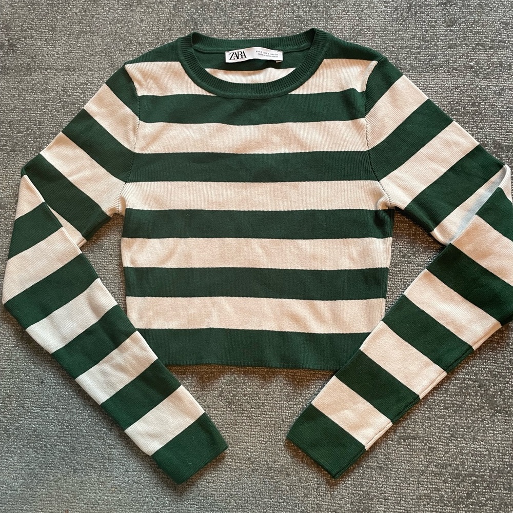 Zara green and white striped long sleeve shirt / cropped length size S